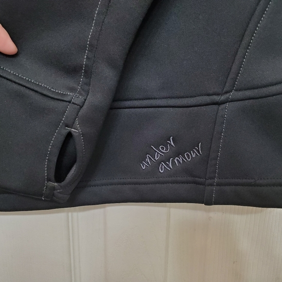 NWOT Under Armour 1/4 Zip Pullover - Picture 6 of 6